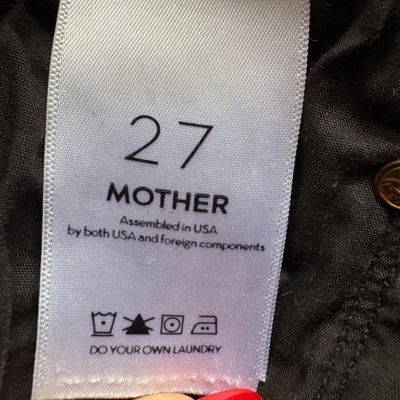 MOTHER women’s The Insider Crop Step Frey
Black Denim Size 27 preloved - Picture 7 of 10
